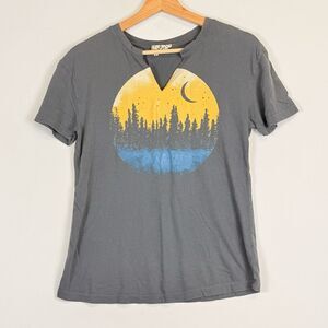 Modish Rebel Grey Nature Moon Trees Scene Split Neck Tee Shirt Top Women's Small